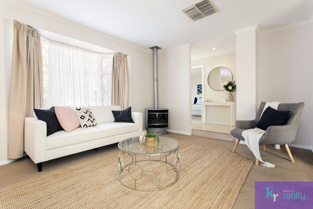 1 Equestrian Drive, Woodcroft - 07